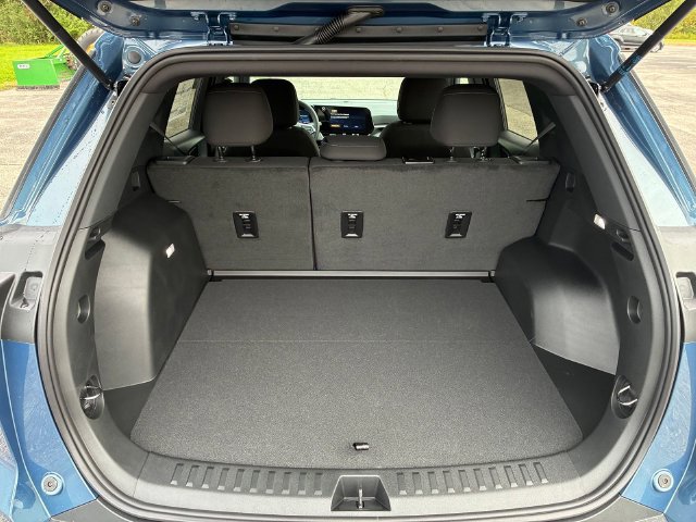 2027 Chevrolet Equinox LT - Photo 6