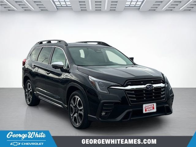 2023 Subaru Ascent Limited 8 Passenger's photo