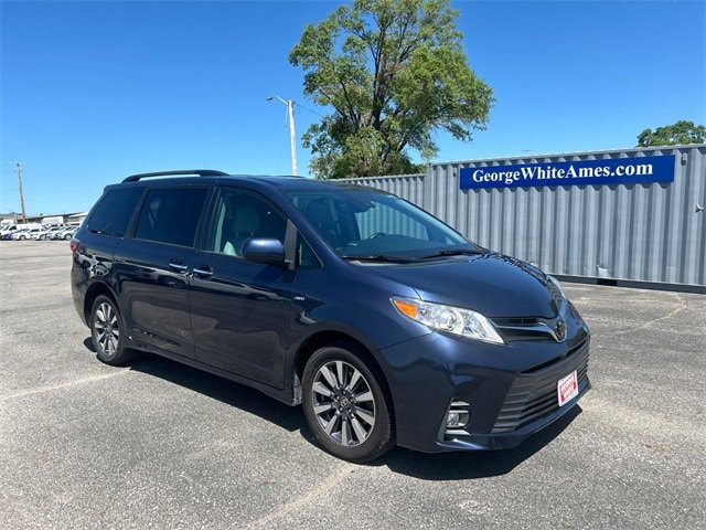 Used 2020 Toyota Sienna XLE with VIN 5TDDZ3DC7LS249457 for sale in Ames, IA