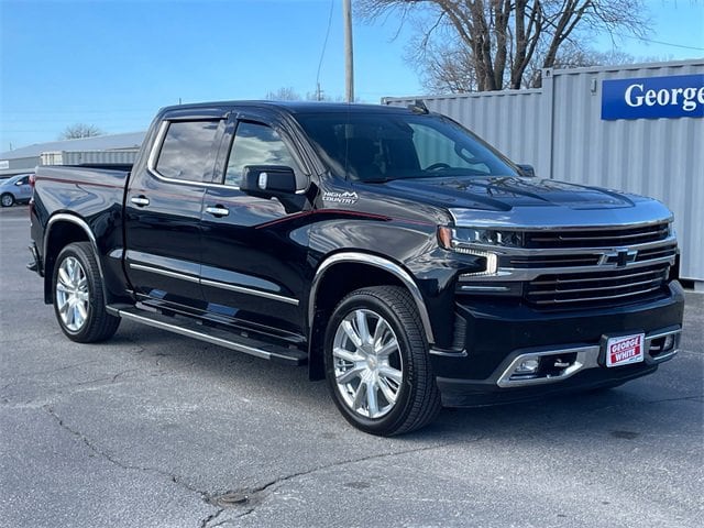 Used 2022 Chevrolet Silverado 1500 Limited High Country with VIN 1GCUYHED6NZ182553 for sale in Ames, IA