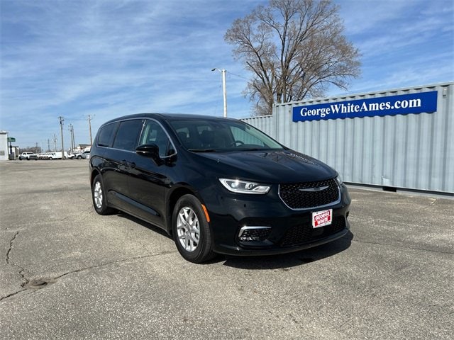 Used 2024 Chrysler Pacifica Touring L with VIN 2C4RC1BG1RR125235 for sale in Ames, IA
