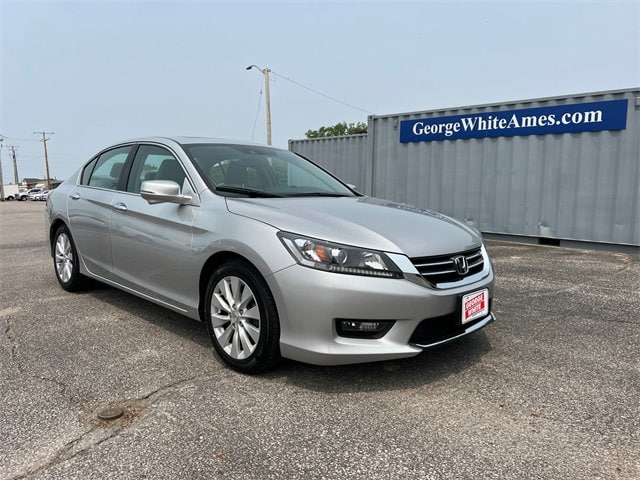 Used 2015 Honda Accord EX-L with VIN 1HGCR2F80FA090296 for sale in Ames, IA