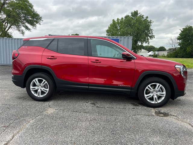 2023 Gmc Terrain SLE photo 3