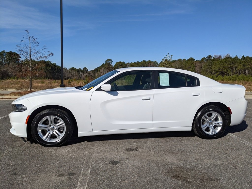 2022 Dodge Charger SXT photo 2