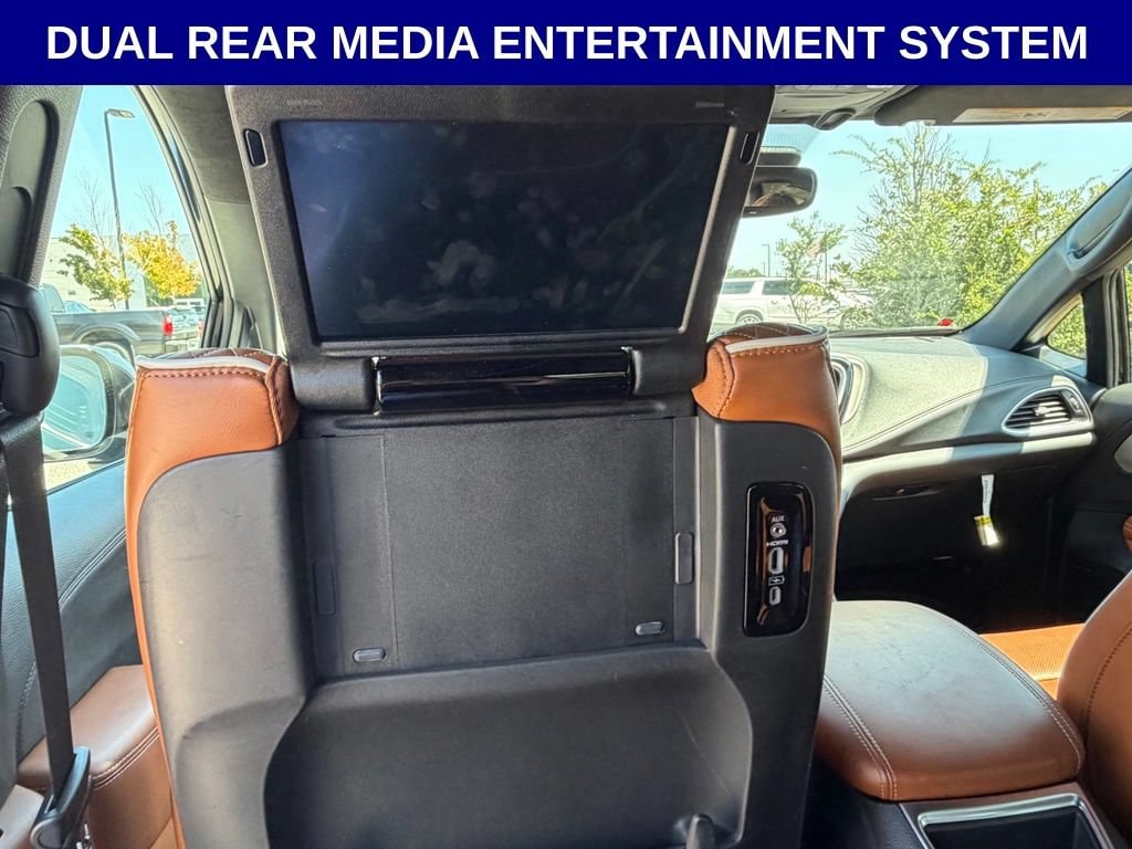 Used 2024 Chrysler Pacifica Hybrid Pinnacle Hybrid Pinnacle FWD