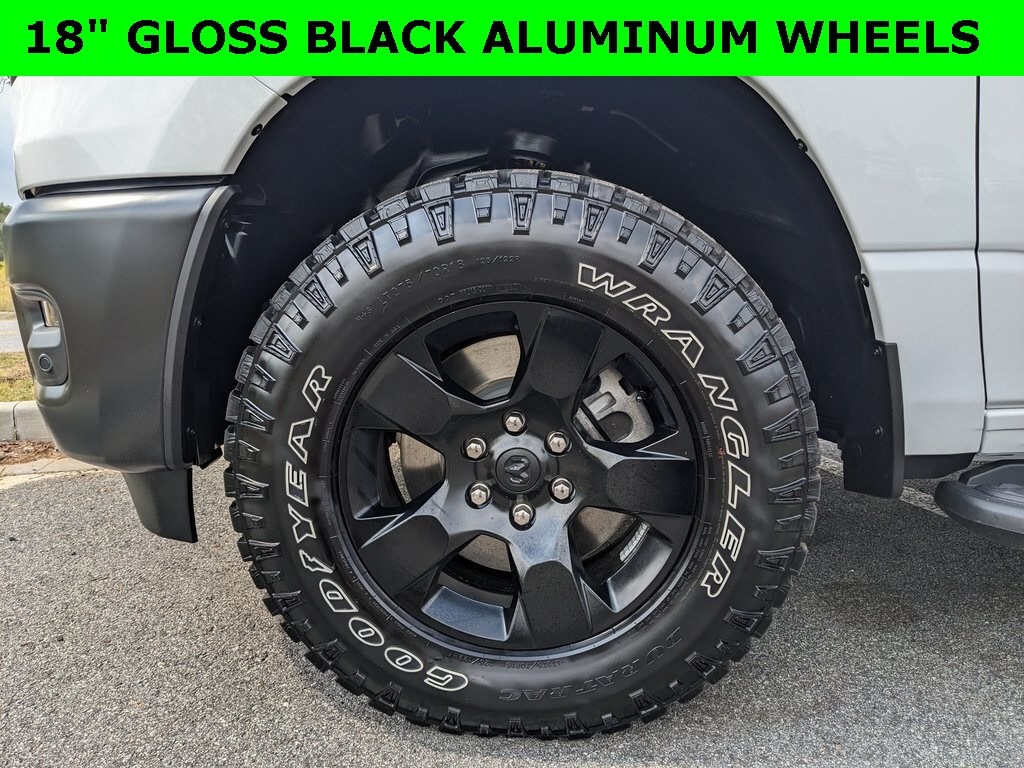 2025 Ram 1500 Warlock photo 2