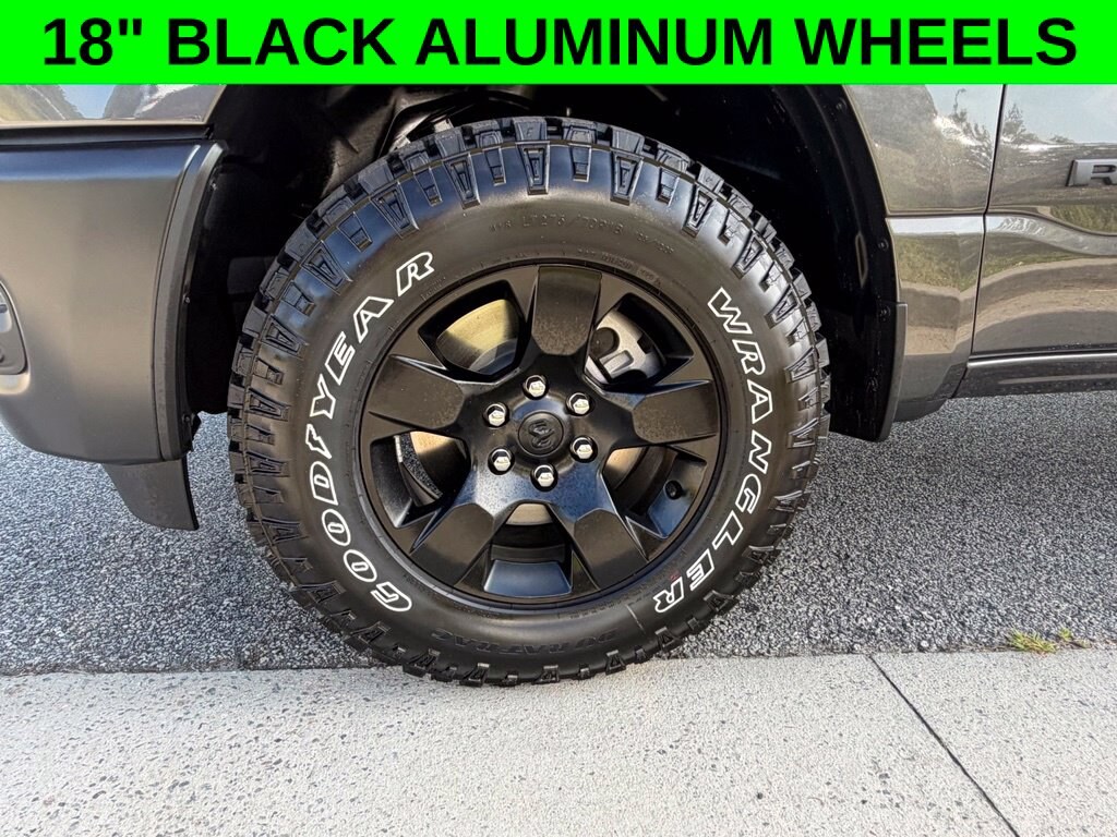 New 2027 Ram 1500 WARLOCK CREW CAB 4X4 5'7' BOX Pickup