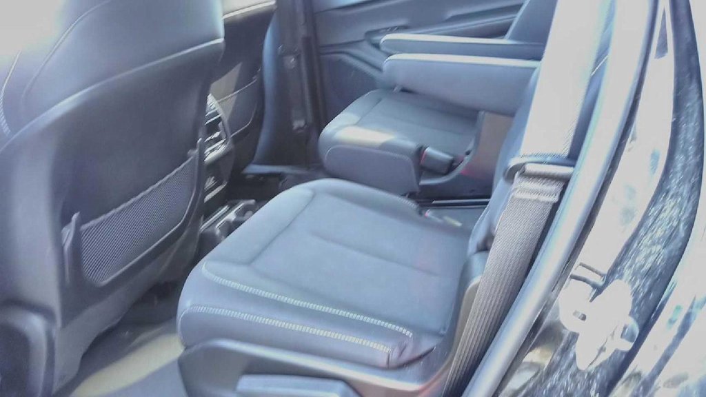 2023 Jeep Grand Cherokee Laredo photo 4
