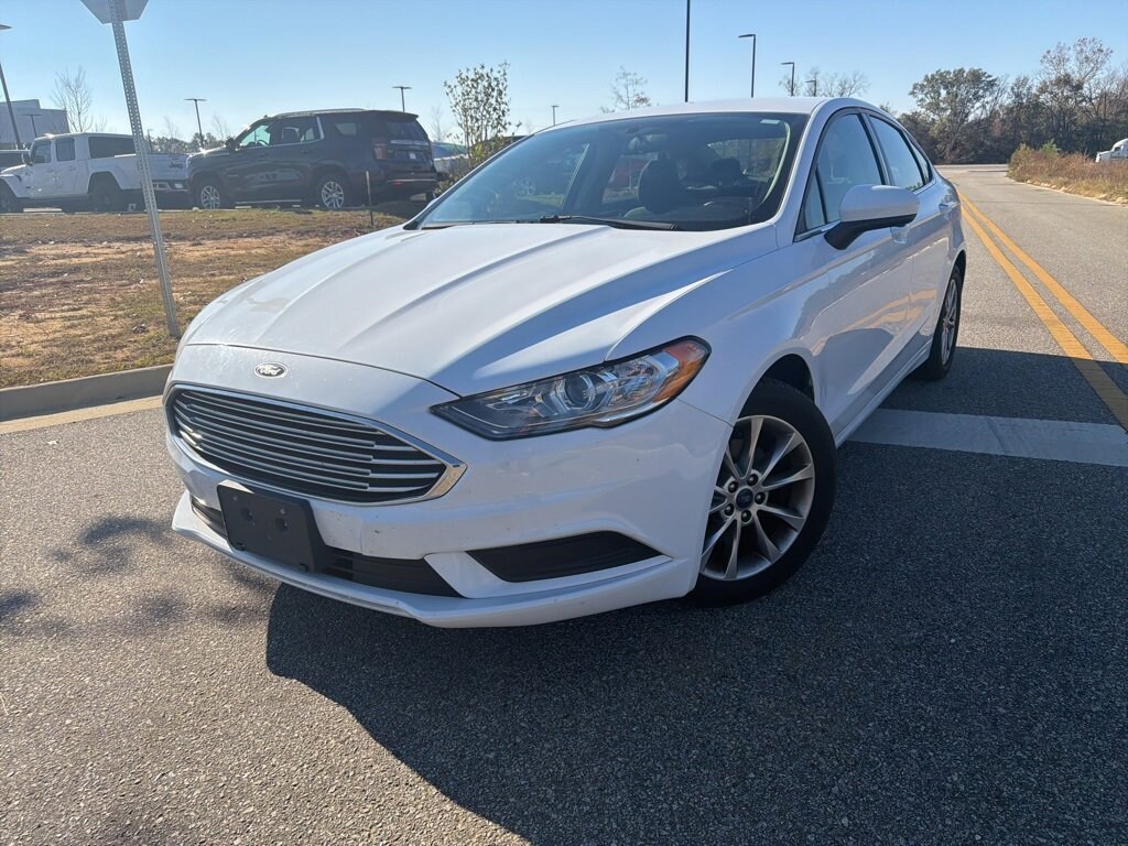 Used 2017 Ford Fusion SE SE FWD