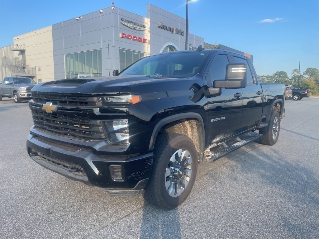 Used 2025 Chevrolet Silverado 2500HD Custom 4WD Crew Cab 159 Custom