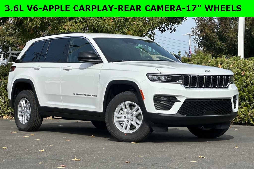 New 2025 Jeep Grand Cherokee LAREDO 4X2 Sport Utility