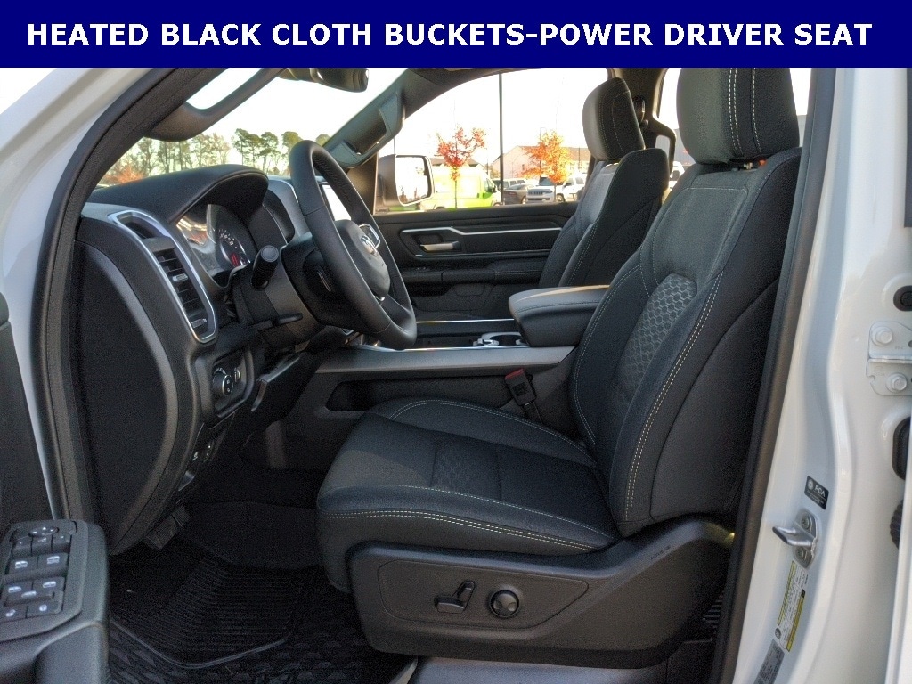 New 2026 Ram 1500 BIG HORN CREW CAB 4X2 5'7 BOX Pickup