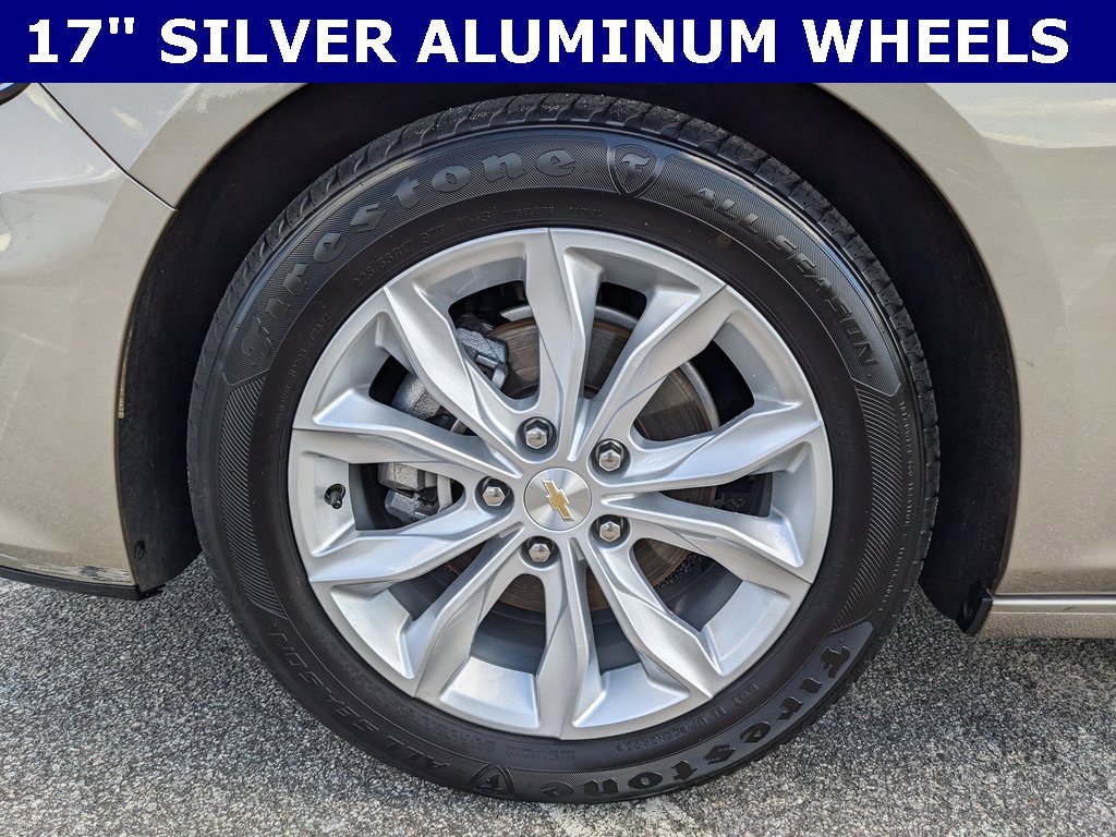 2024 Chevrolet Malibu 1LT photo 4