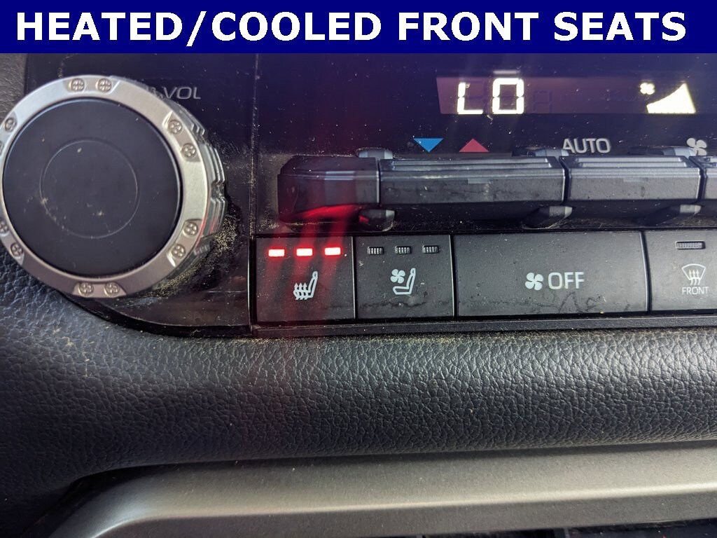 Used 2022 Toyota Tundra 4WD Limited Limited CrewMax 5.5 Bed