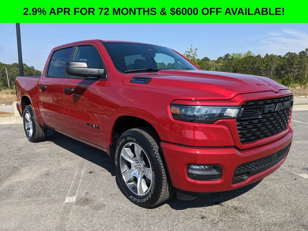 New 2026 Ram 1500 EXPRESS CREW CAB 4X2 5'7 BOX Pickup
