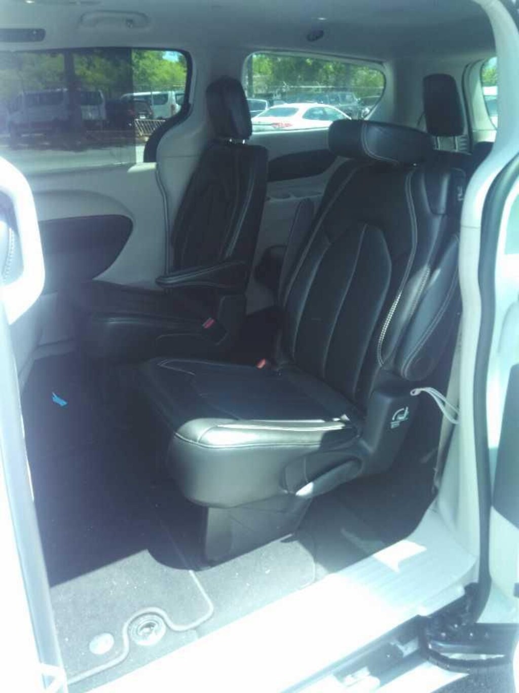 Used 2024 Chrysler Pacifica Touring L Touring L FWD