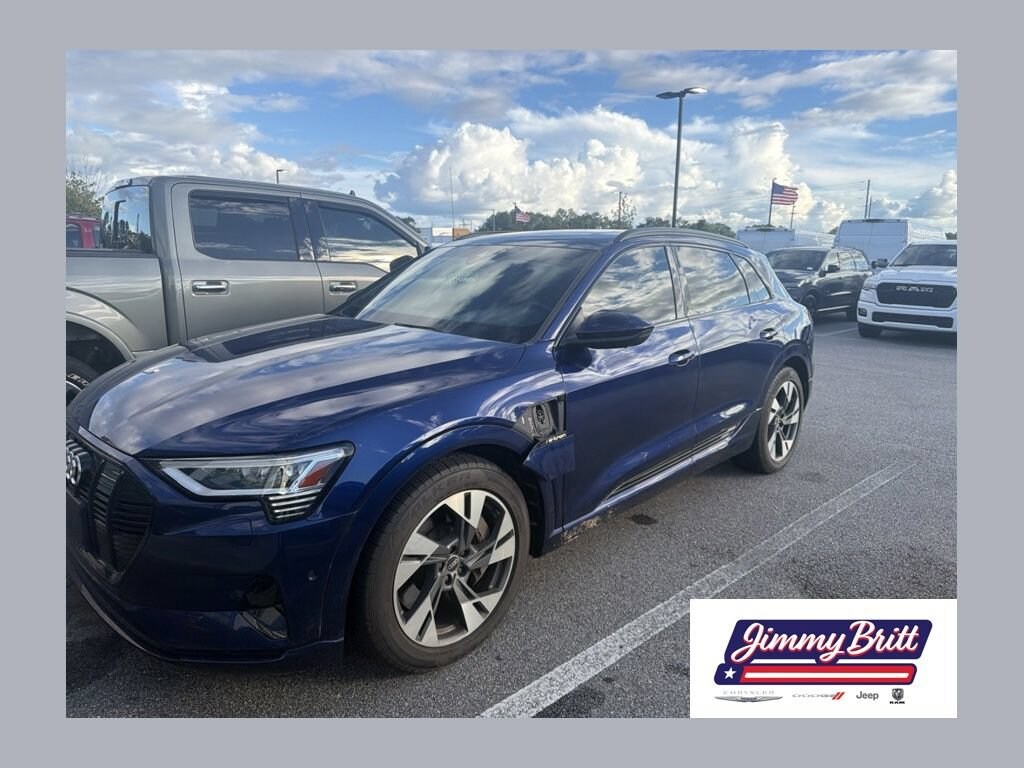 Used 2022 Audi e-tron Premium Premium quattro