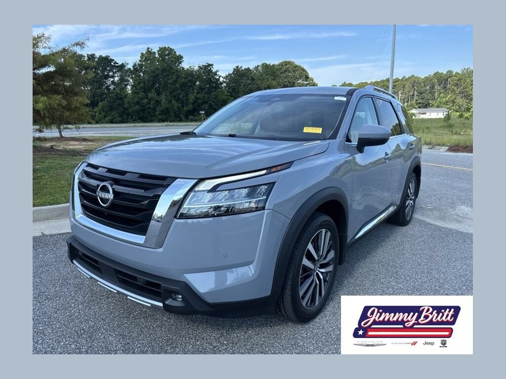 Used 2022 Nissan Pathfinder Platinum Platinum 4WD