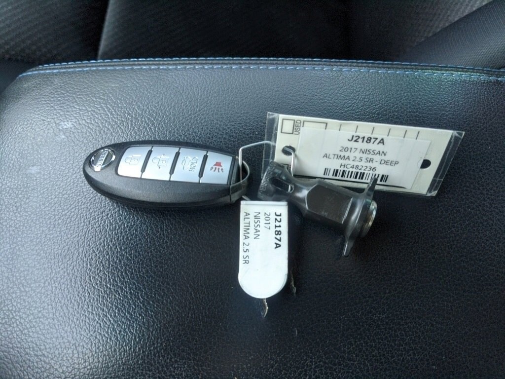 Used 2017 Nissan Altima 2.5 SR Sedan