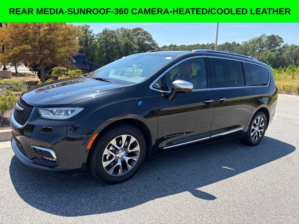 Used 2024 Chrysler Pacifica Hybrid Pinnacle Hybrid Pinnacle FWD