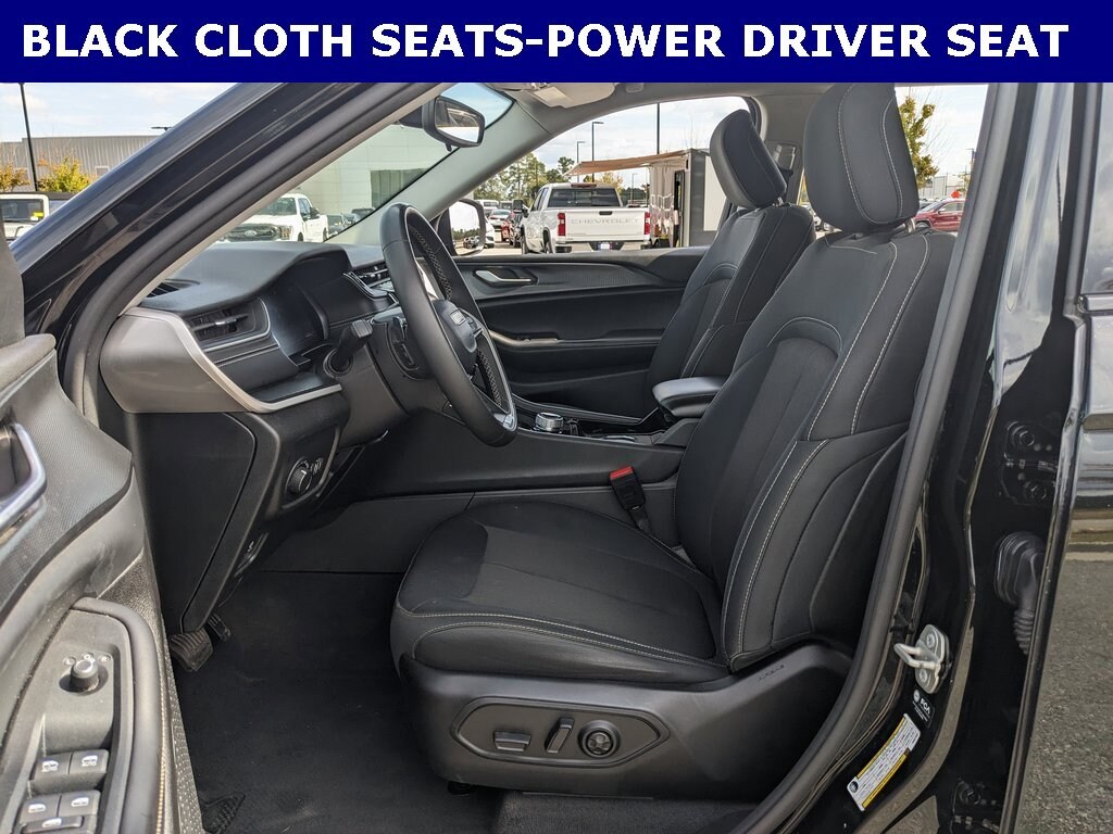 Certified 2023 Jeep Grand Cherokee L Laredo Laredo 4x2