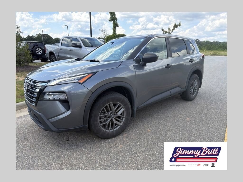 Used 2025 Nissan Rogue S FWD S