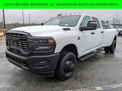 2026 Ram 3500 TRADESMAN CREW CAB 4X4 8' BOX Pickup