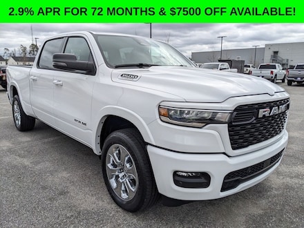 2026 Ram 1500 BIG HORN CREW CAB 4X4 6'4 BOX Pickup