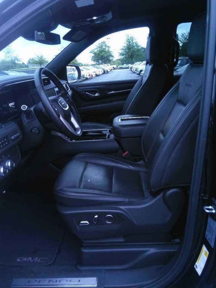 2024 Gmc Yukon Denali photo 4