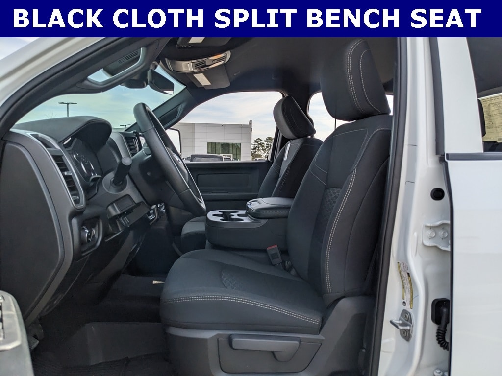 New 2026 Ram 2500 WARLOCK CREW CAB 4X4 6'4 BOX Pickup