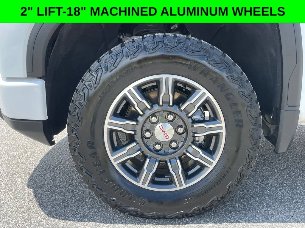 Used 2025 GMC Sierra 1500 AT4 4WD Crew Cab 147 AT4