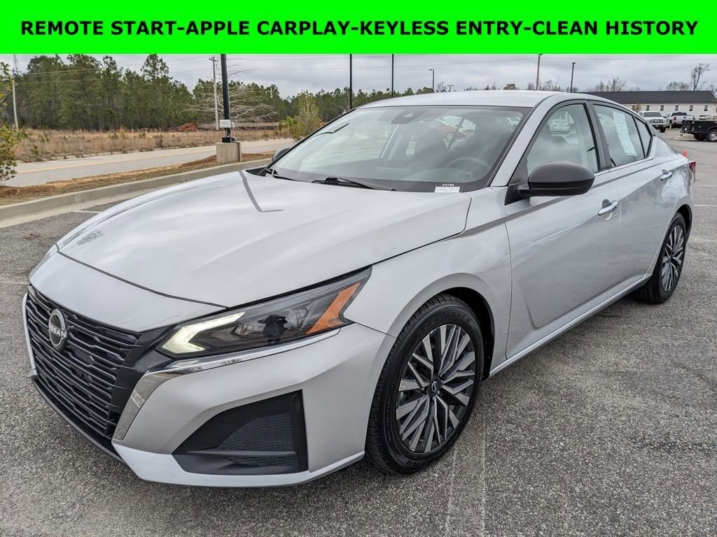 Used 2024 Nissan Altima 2.5 SV Sedan