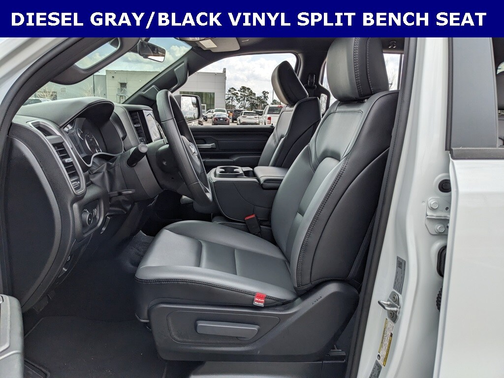 New 2026 Ram 1500 TRADESMAN CREW CAB 4X2 5'7 BOX Pickup