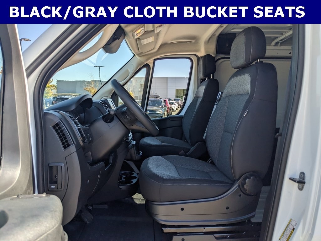 New 2026 Ram ProMaster PROMASTER 2500 TRADESMAN CARGO VAN LOW ROOF 136' W Cargo Van