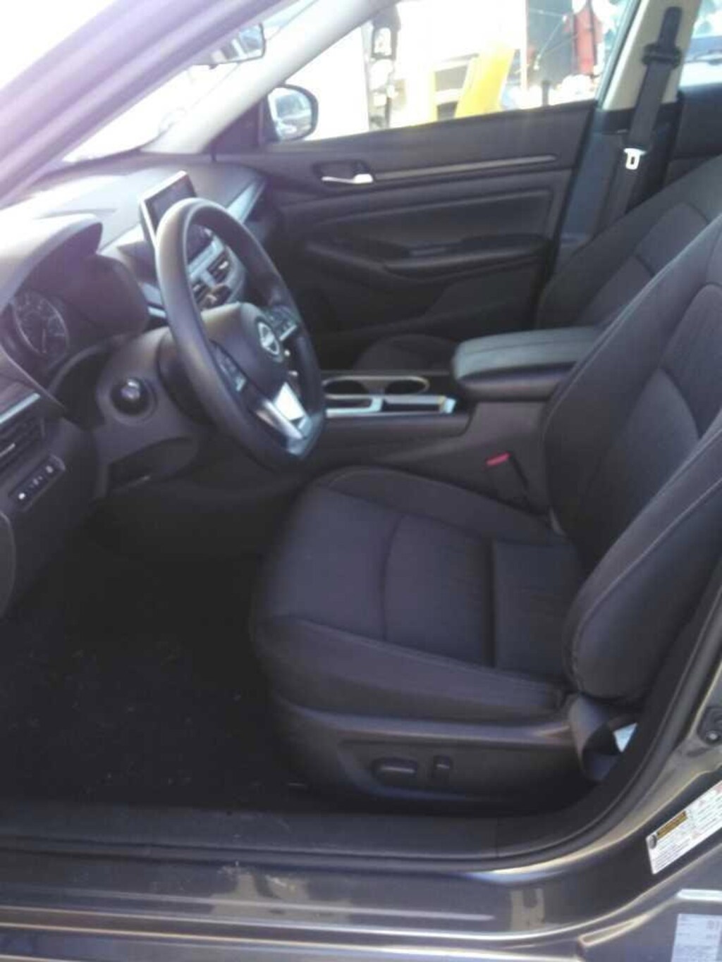 Used 2024 Nissan Altima 2.5 SV Sedan