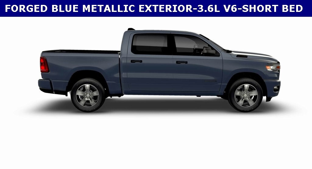 New 2026 Ram 1500 EXPRESS CREW CAB 4X2 5'7 BOX Pickup