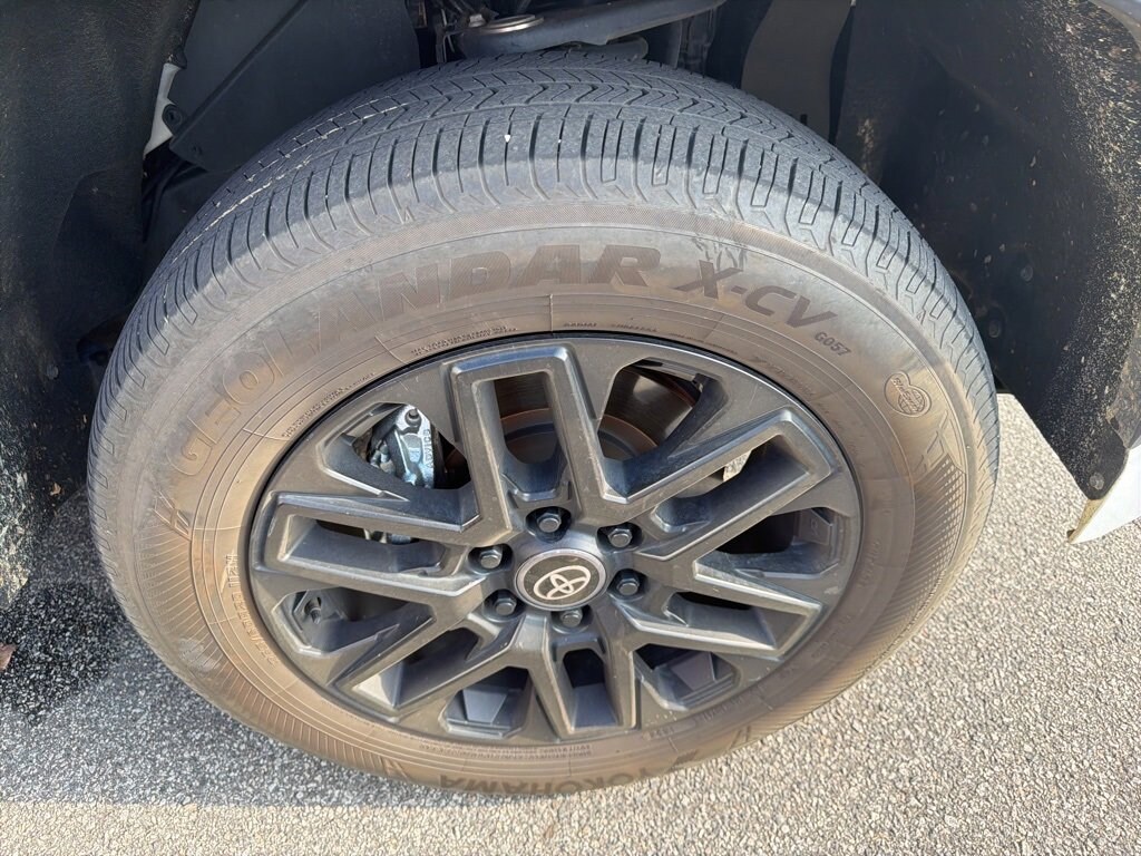 Used 2025 Toyota Tundra 4WD Limited Limited CrewMax 5.5 Bed