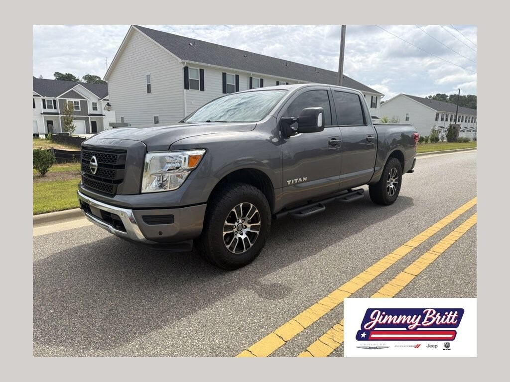 Used 2022 Nissan Titan SV 4x4 Crew Cab SV