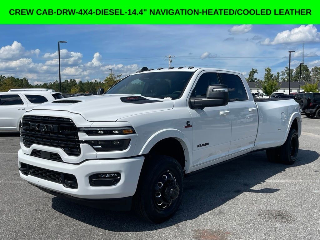 New 2026 Ram 3500 LIMITED CREW CAB 4X4 8' BOX Pickup