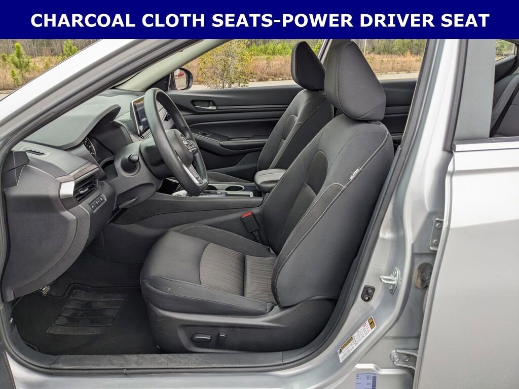 Used 2024 Nissan Altima 2.5 SV Sedan