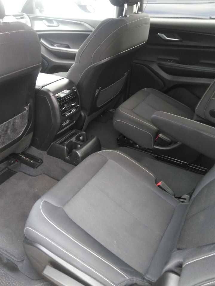 2023 Jeep Grand Cherokee Laredo Altitude photo 4