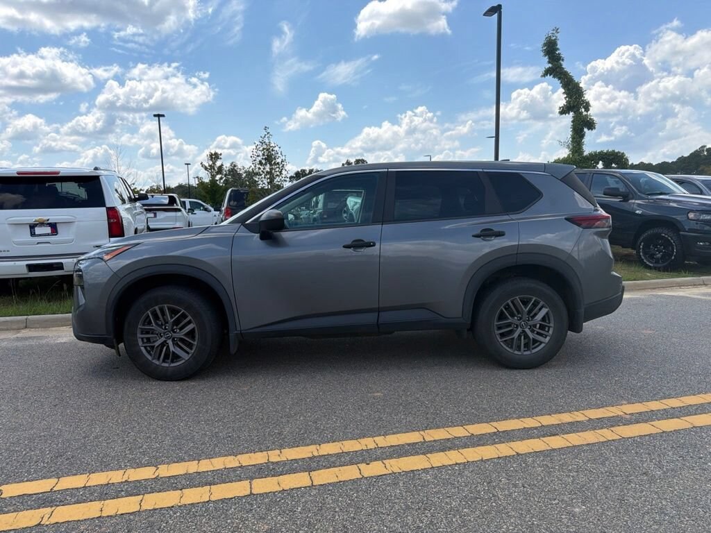 Used 2025 Nissan Rogue S FWD S
