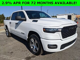 2026 Ram 1500 EXPRESS CREW CAB 4X2 5'7 BOX Pickup