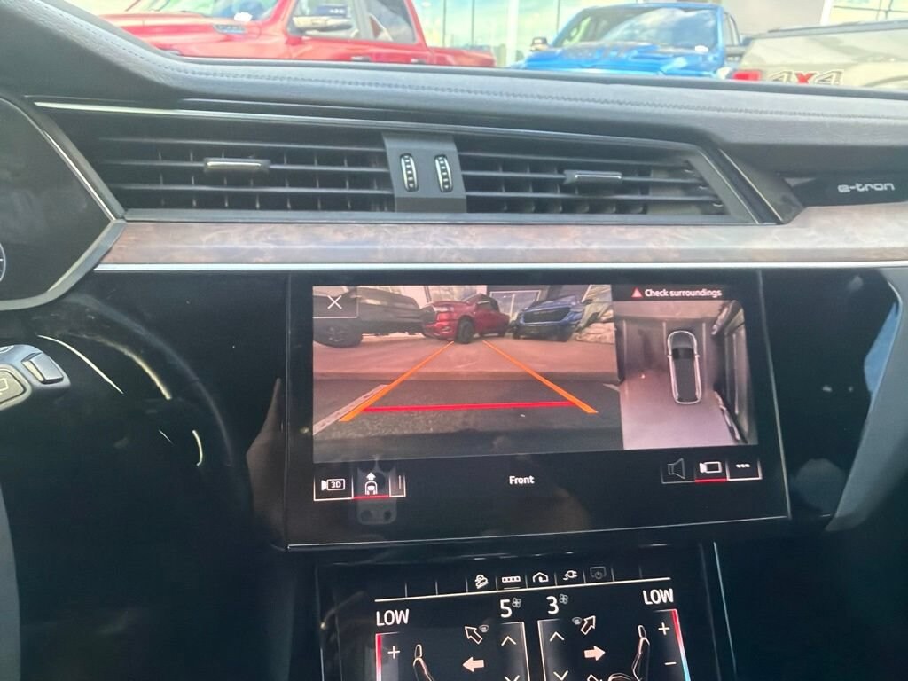 Used 2022 Audi e-tron Premium Premium quattro