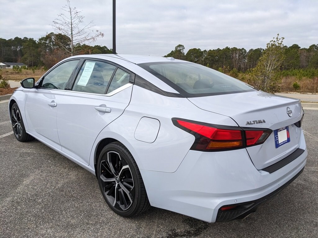 Used 2024 Nissan Altima 2.5 SR Sedan