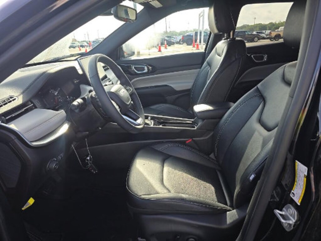 Used 2025 Jeep Compass Limited Limited 4x4