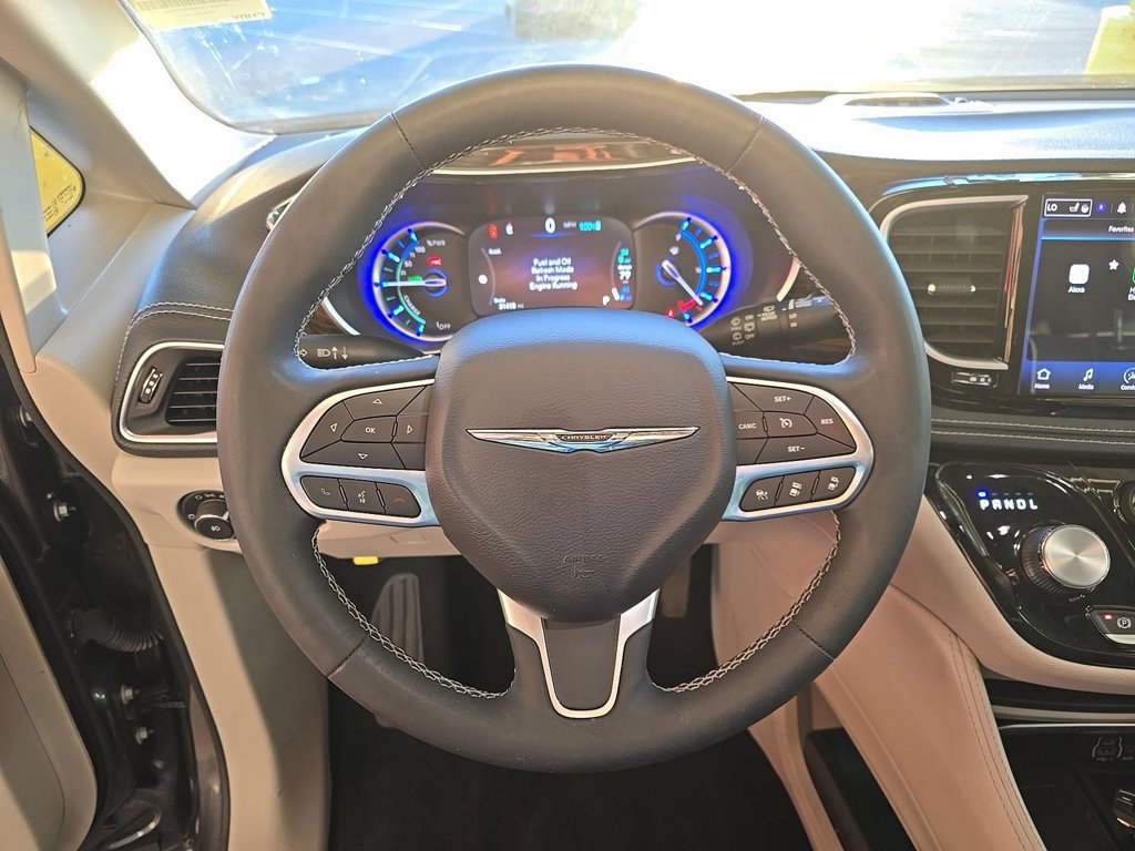 Used 2022 Chrysler Pacifica Hybrid Limited Hybrid Limited FWD