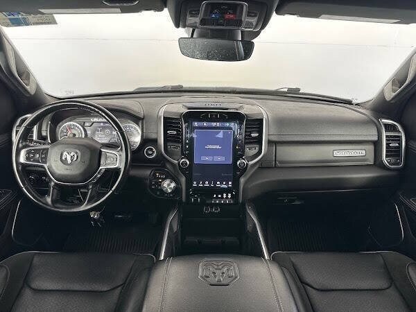 2023 Ram 1500 Laramie photo 2