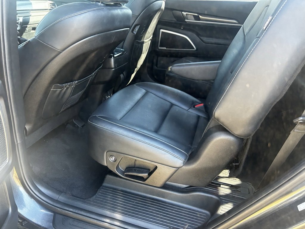 2023 Kia Telluride S photo 3