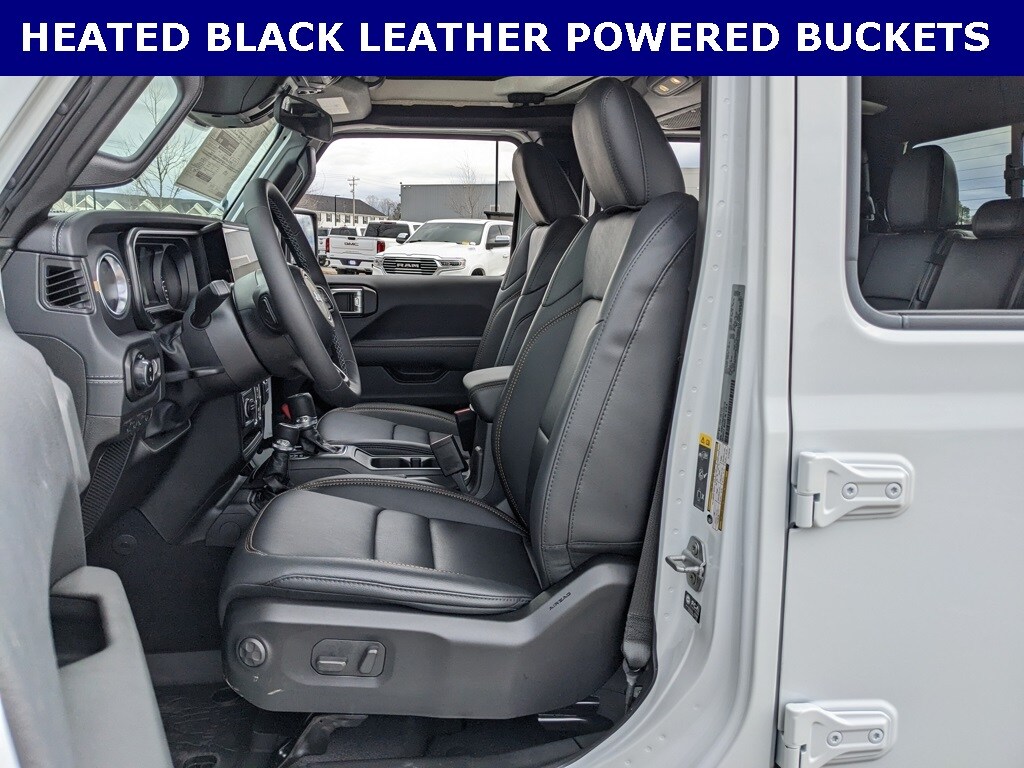 New 2026 Jeep Gladiator Sahara Sahara 4x4